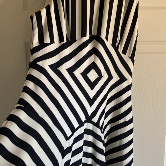 J.Crew Sleeveless high-neck dress in geometric stripe - Picture 9 of 10